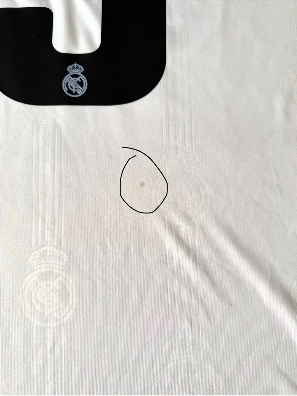 Benzema #9 Real Madrid Authentic Home Jersey 22/23 Size Medium